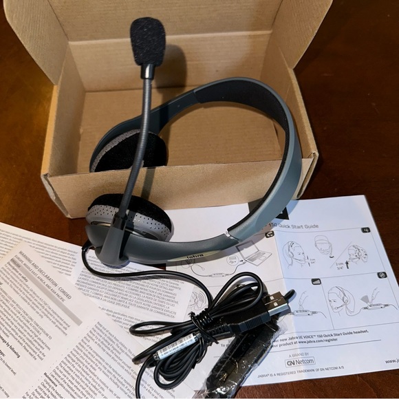 New Never Used Jabra UC Voice 150 Duo Corded Headband Headset Hands Free - Picture 4 of 14